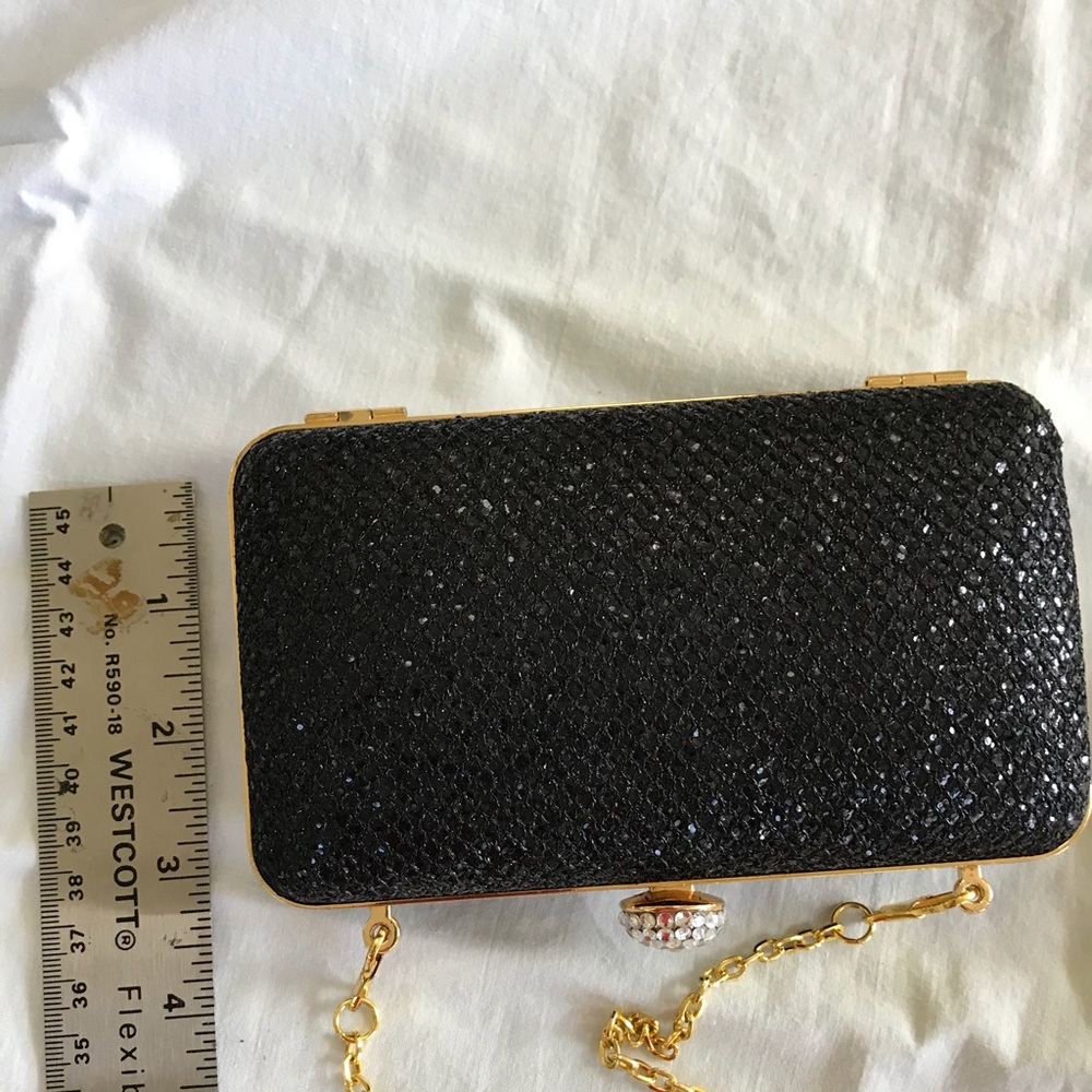 Handbag - Picture 2 of 4